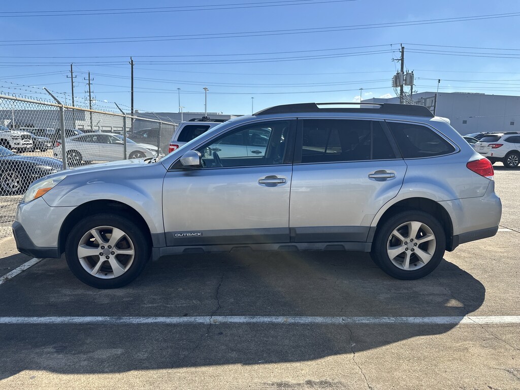 Used 2014 Subaru Outback 2.5I PREMIUM SUV