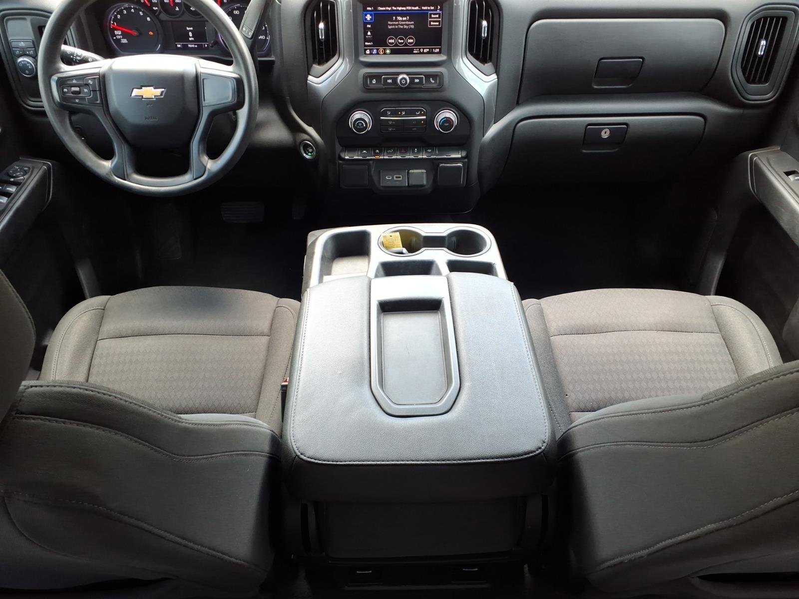 2022 Chevrolet Silverado 1500 Custom - Photo 17