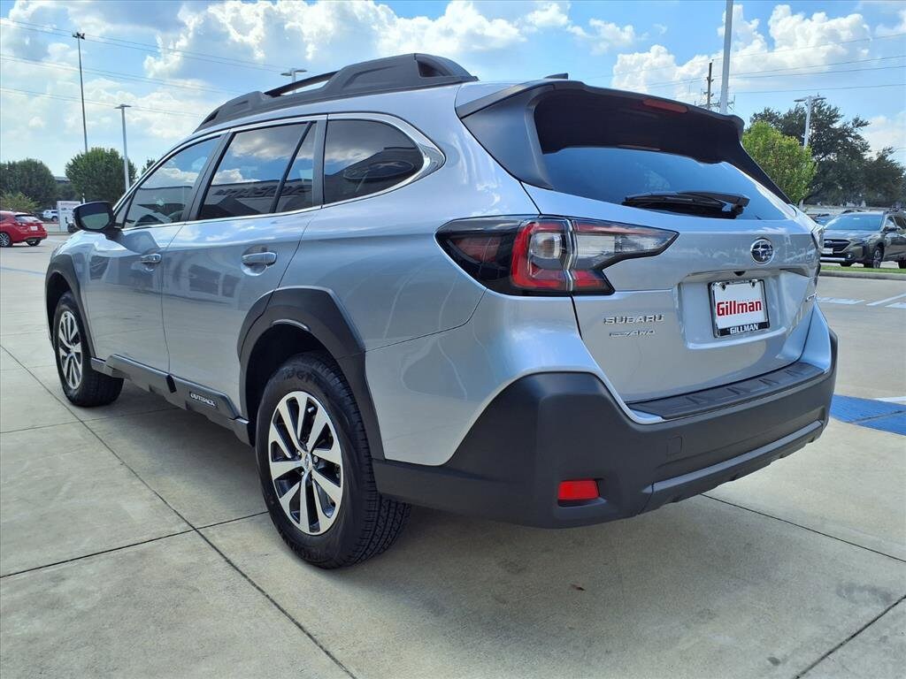 2025 Subaru Outback Premium photo 3