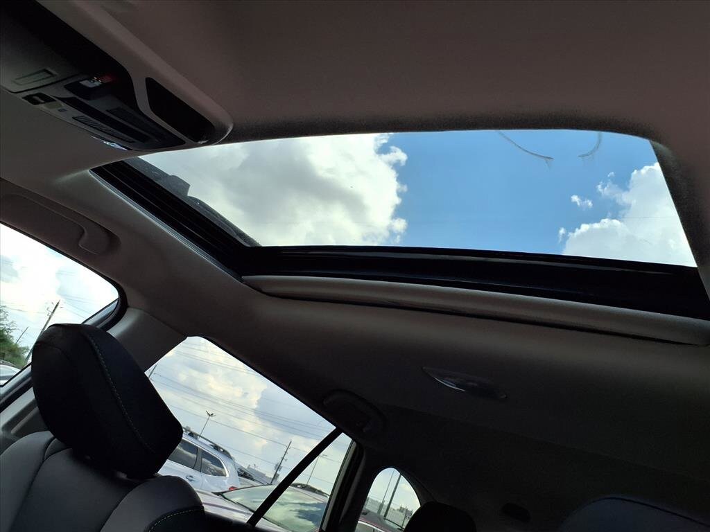 2025 Subaru Outback Onyx Edition photo 4