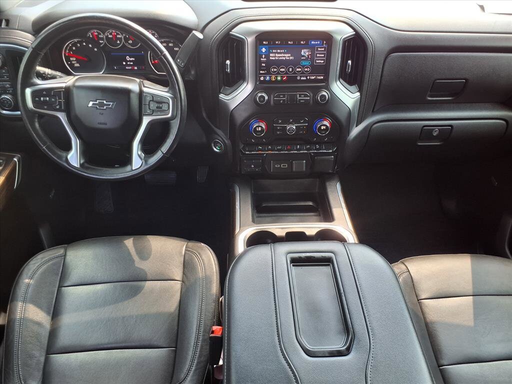 2020 Chevrolet Silverado 1500 LT Trail Boss photo 3