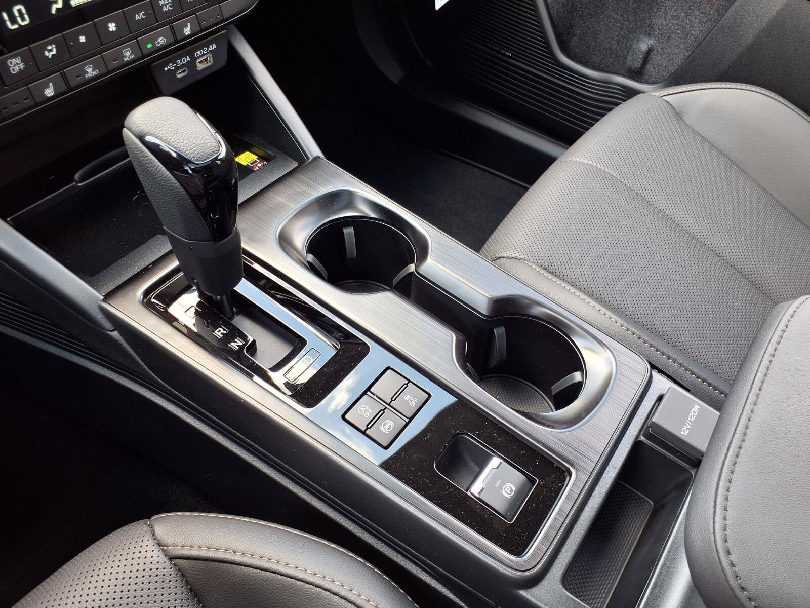 2026 Subaru Outback Limited - Photo 16