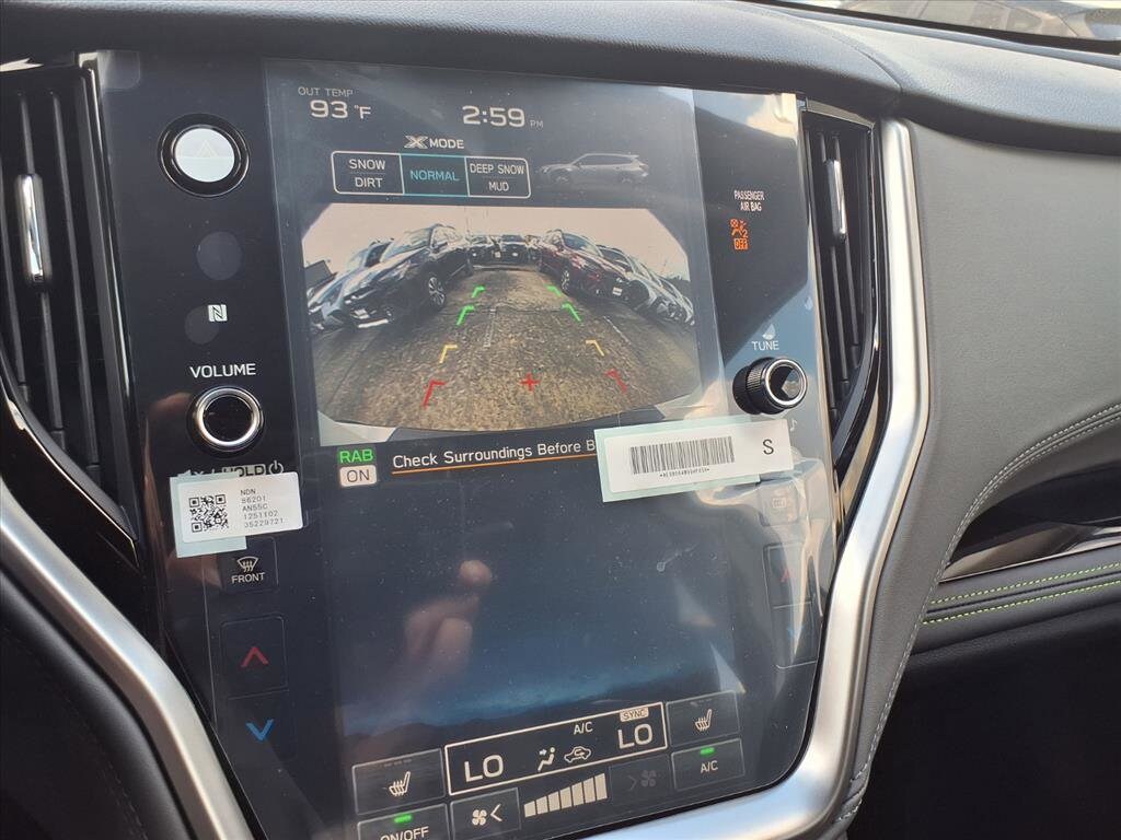 2025 Subaru Outback Onyx Edition photo 3