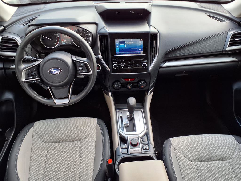 2023 Subaru Forester Premium photo 3