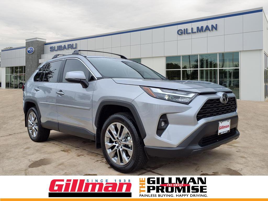 2025 Toyota RAV4 XLE Premium's photo