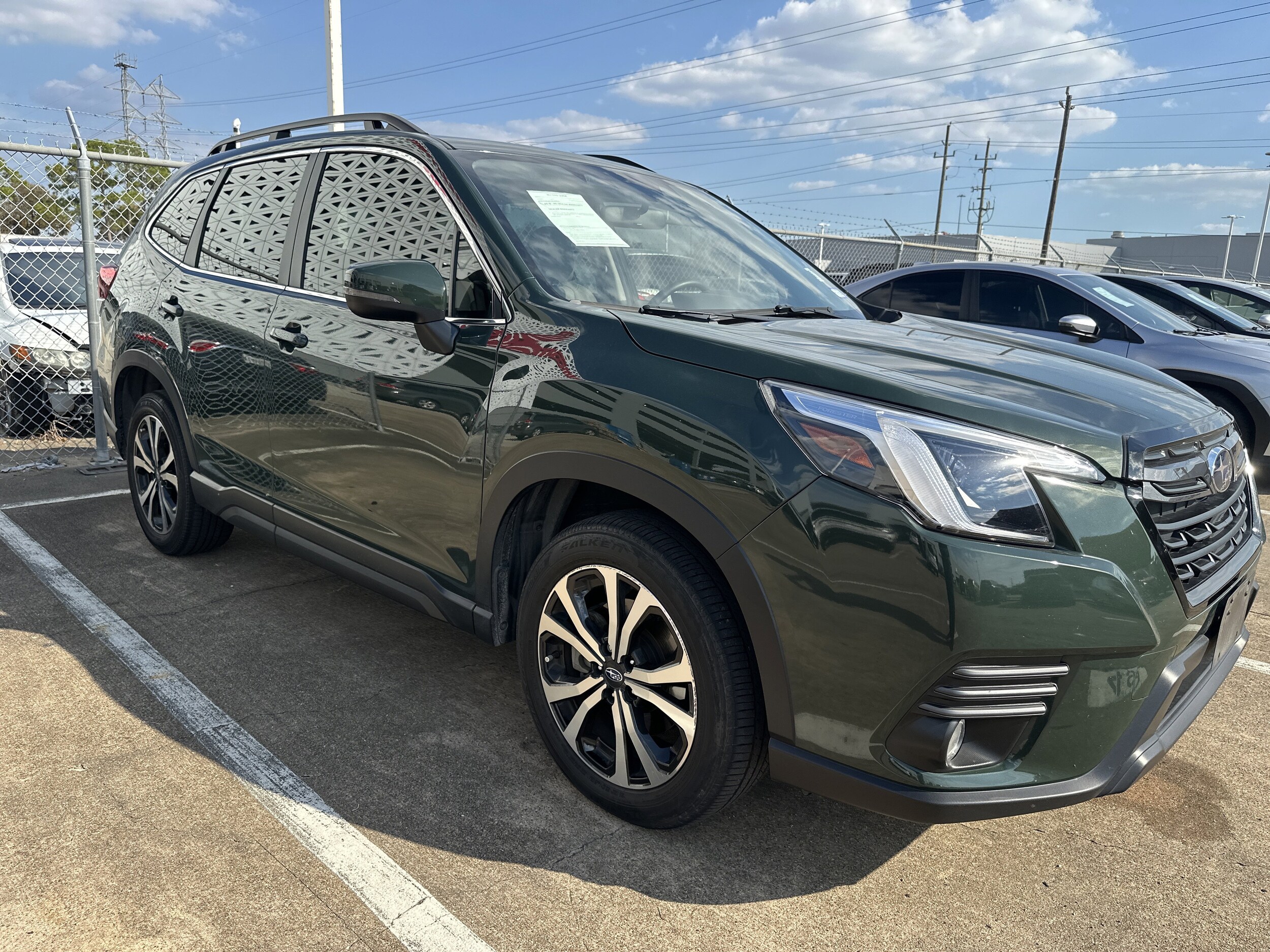 2022 Subaru Forester Limited photo 3
