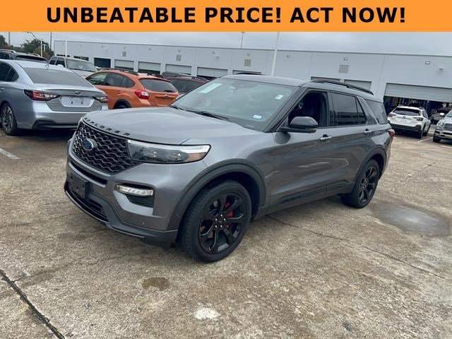 2021 Ford Explorer ST's photo