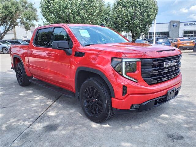 Used 2022 GMC Sierra 1500 Elevation with VIN 3GTPUCEK9NG587896 for sale in Houston, TX