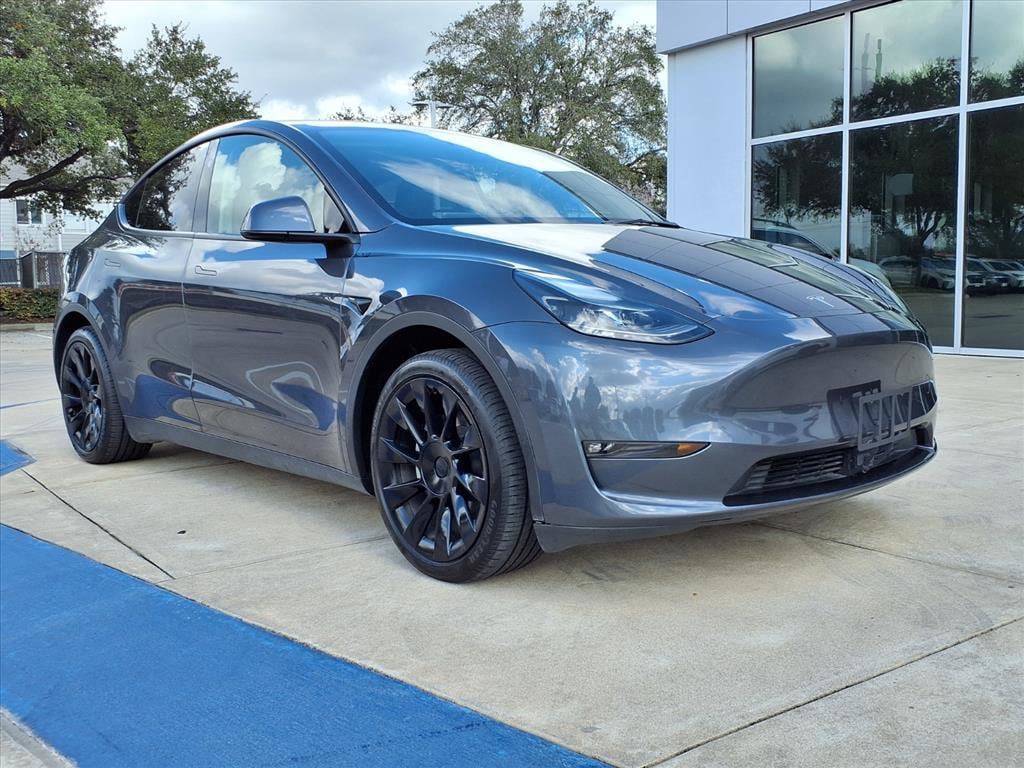 Used 2023 Tesla Model Y Long Range with VIN 7SAYGAEEXPF900234 for sale in Houston, TX