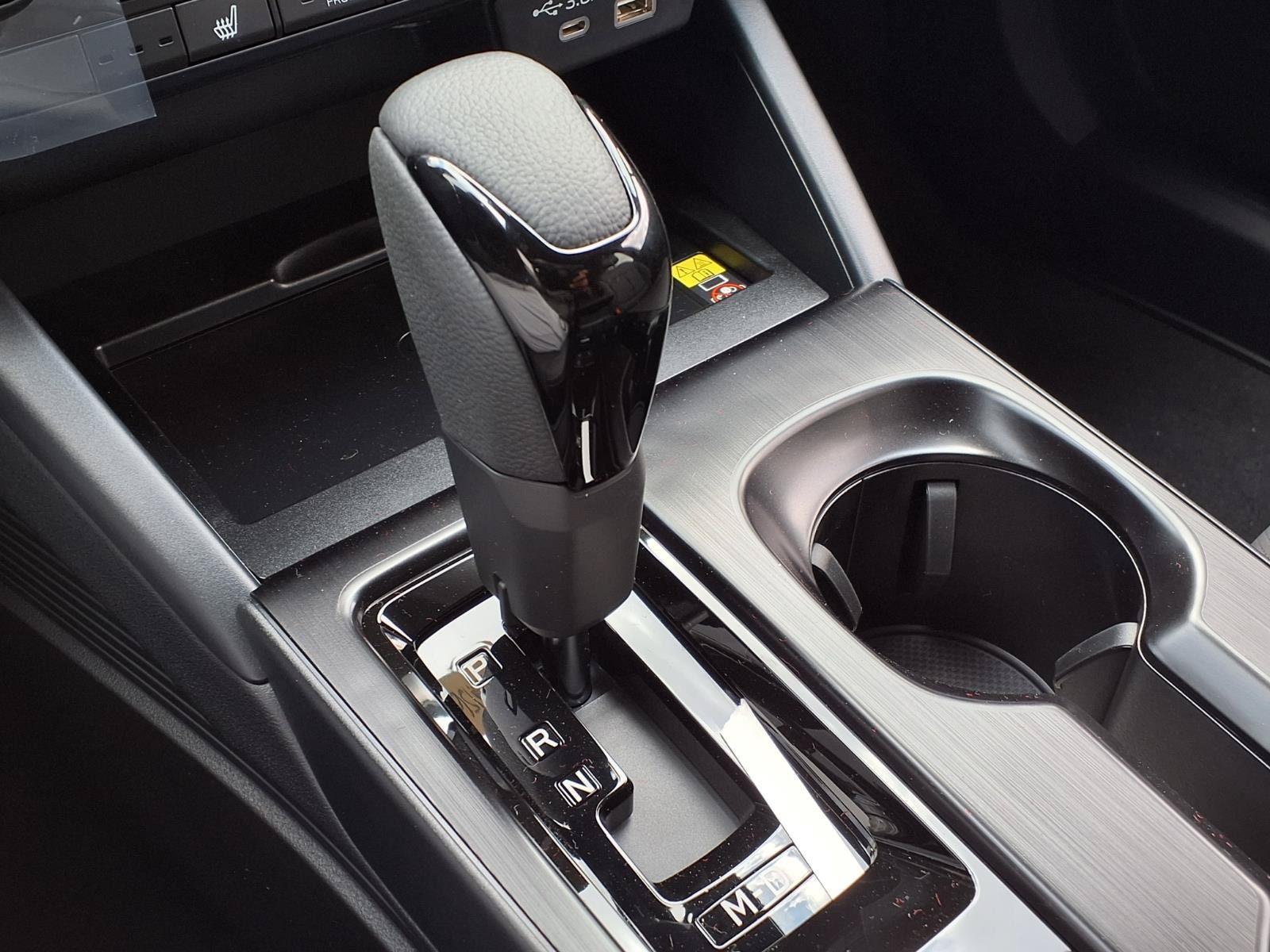 2026 Subaru Outback Limited - Photo 10