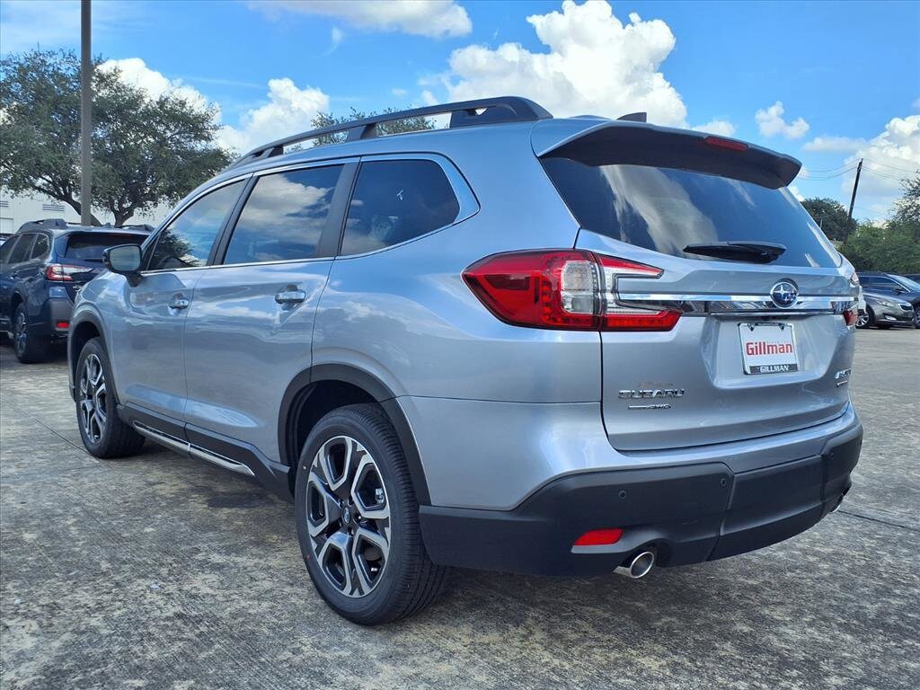 2025 Subaru Ascent Limited photo 2