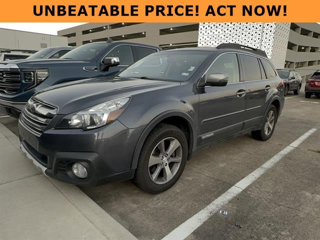 2014 Subaru Outback Limited's photo