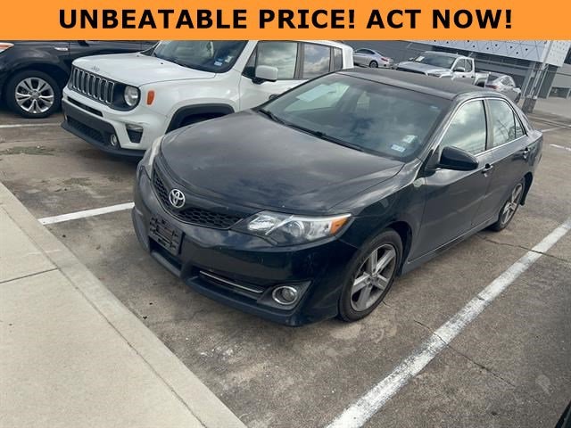 2014 Toyota Camry SE