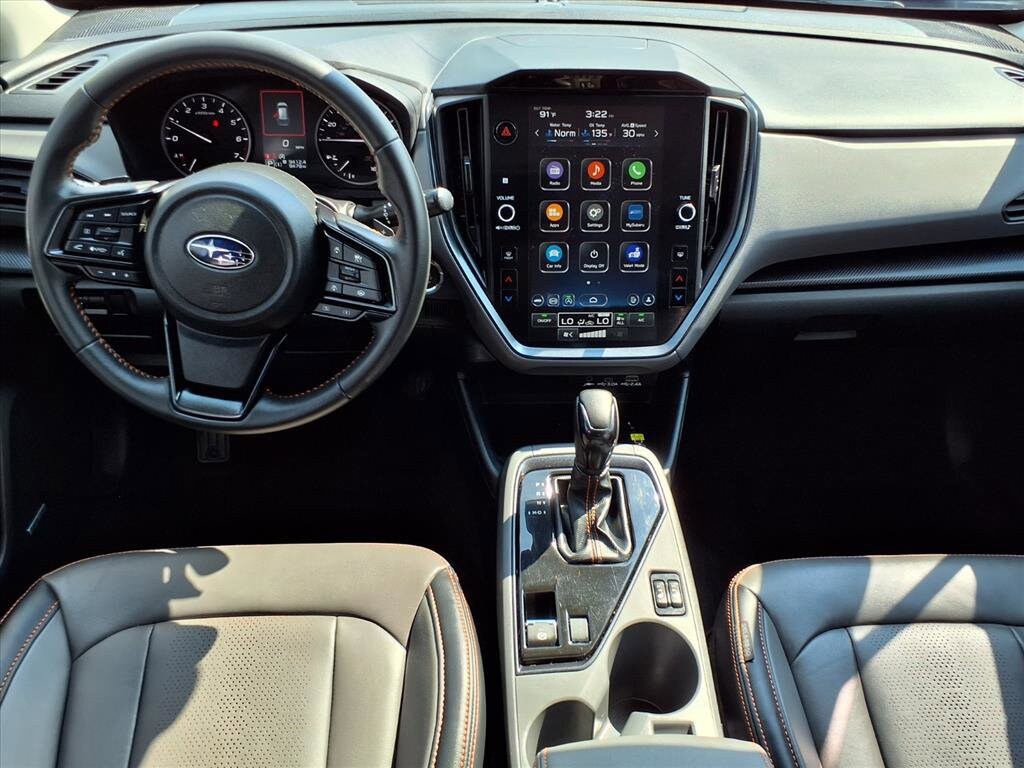 2025 Subaru Crosstrek Limited photo 2