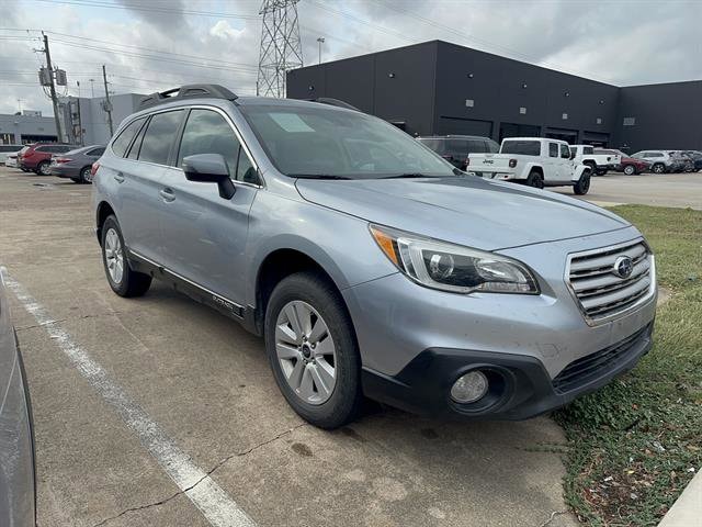 2017 Subaru Outback 2.5i Premium photo 2