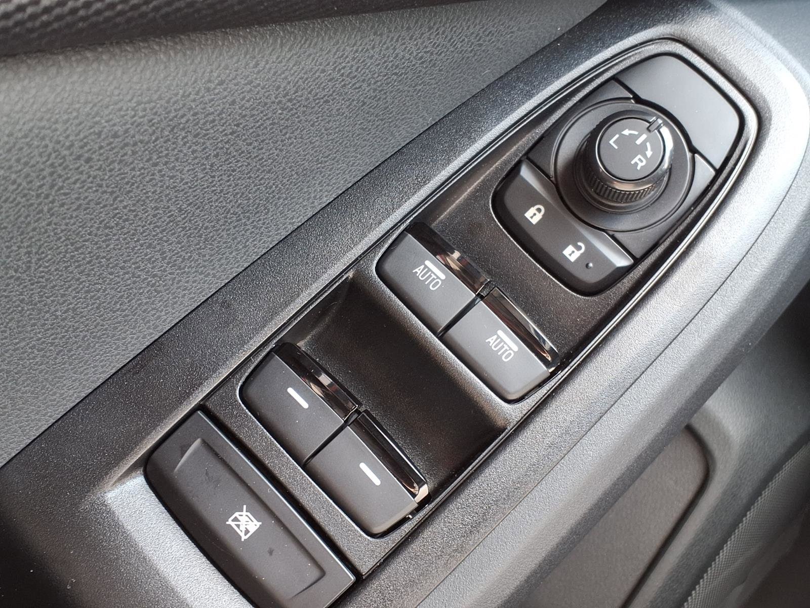 2026 Subaru Crosstrek Premium - Photo 7