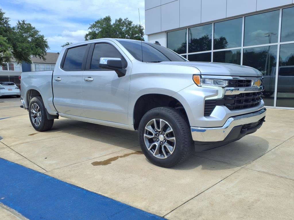 Used 2022 Chevrolet Silverado 1500 LT with VIN 1GCPDKEK8NZ542085 for sale in Houston, TX