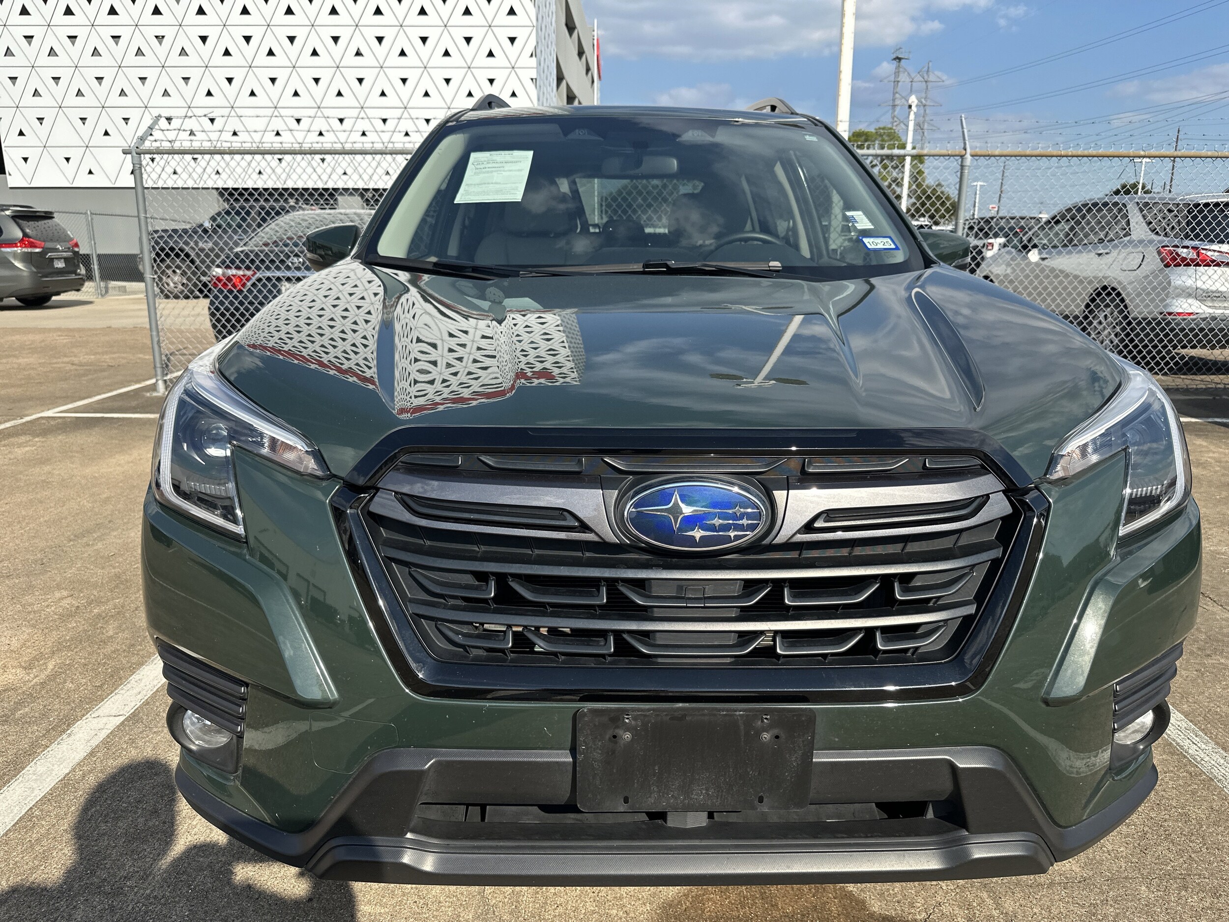2022 Subaru Forester Limited photo 2