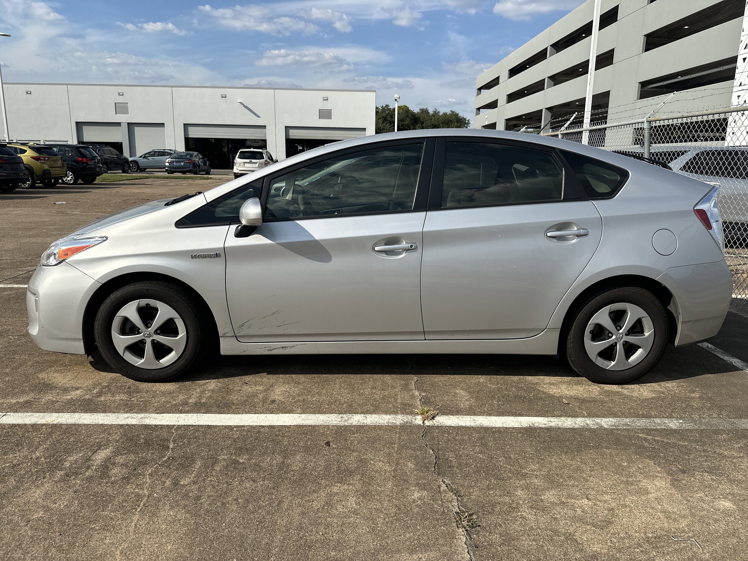 2015 Toyota Prius Three photo 4
