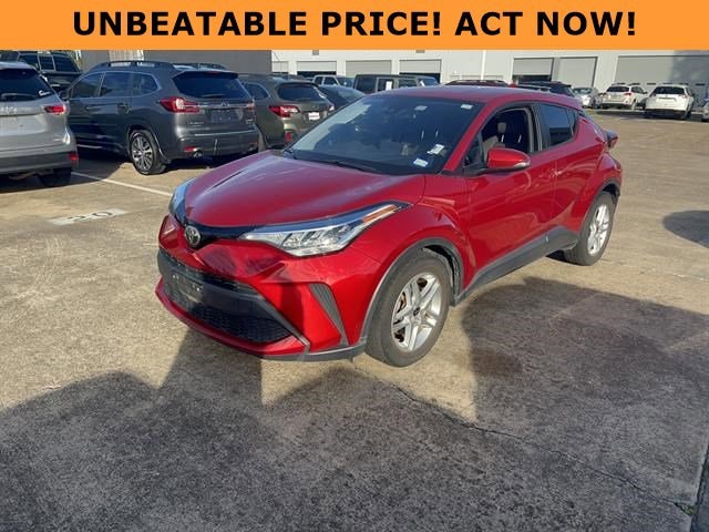 2020 Toyota C-HR LE's photo