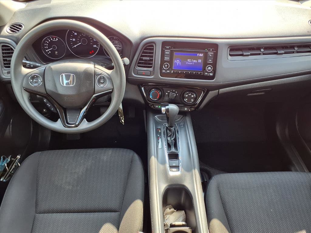2018 Honda HR-V LX photo 4