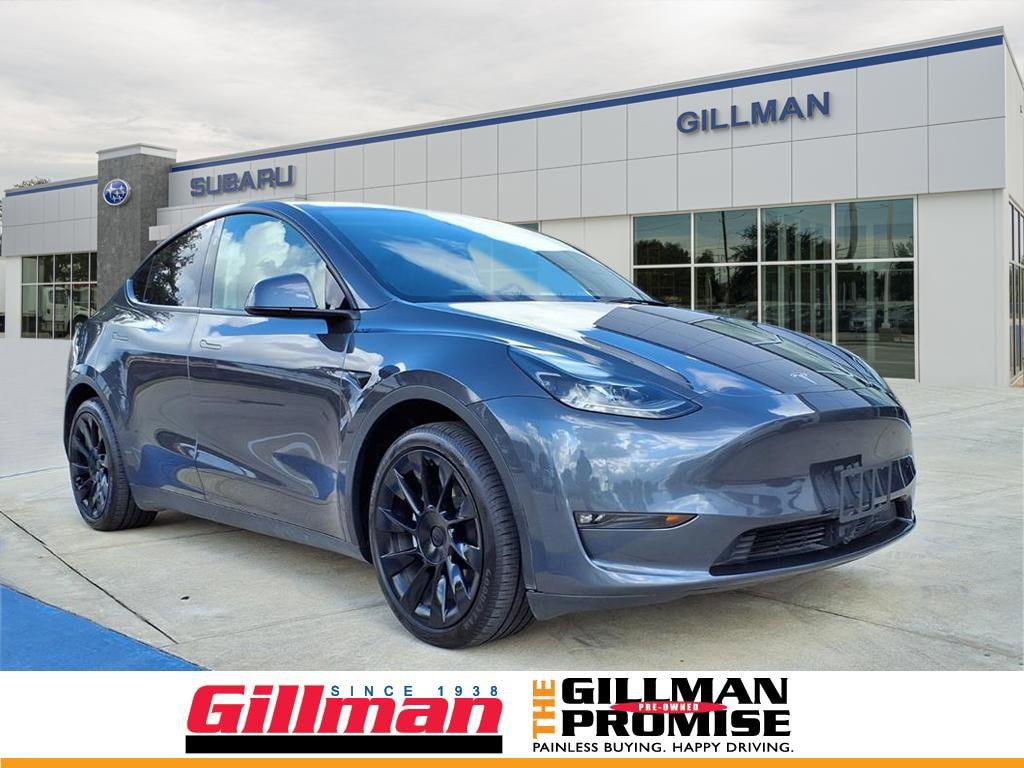 2023 Tesla Model Y Long Range's photo