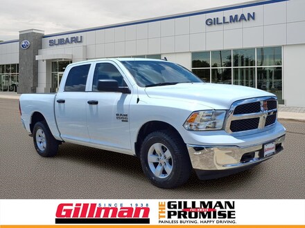 2022 Ram 1500 Classic SLT Truck Crew Cab
