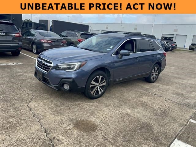 2018 Subaru Outback Limited's photo