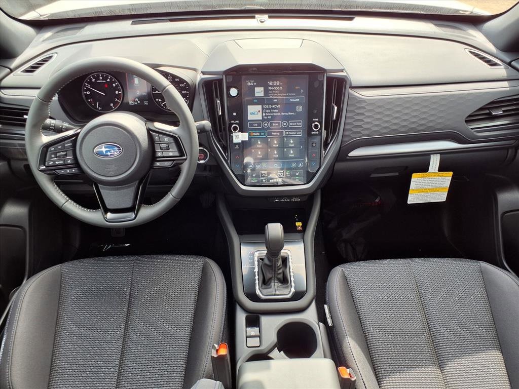 2025 Subaru Forester Premium photo 2