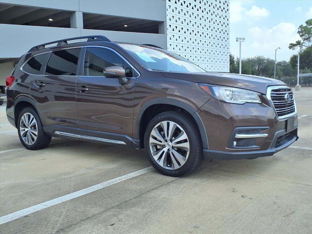 2019 Subaru Ascent Limited photo 2