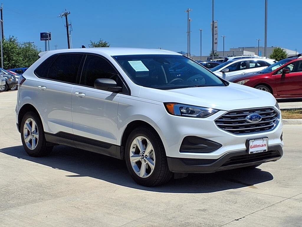 2020 Ford Edge SE photo 2