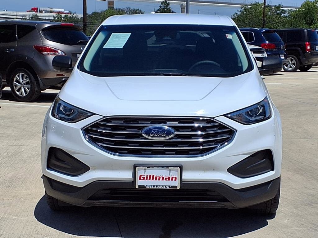 2020 Ford Edge SE photo 3