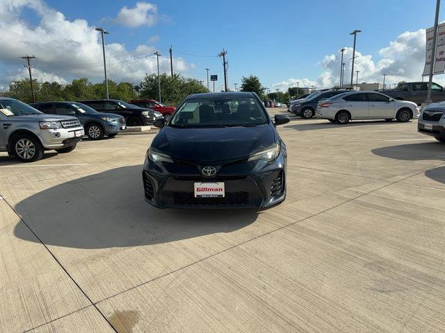 Used 2018 Toyota Corolla LE with VIN 5YFBURHE1JP739242 for sale in Selma, TX