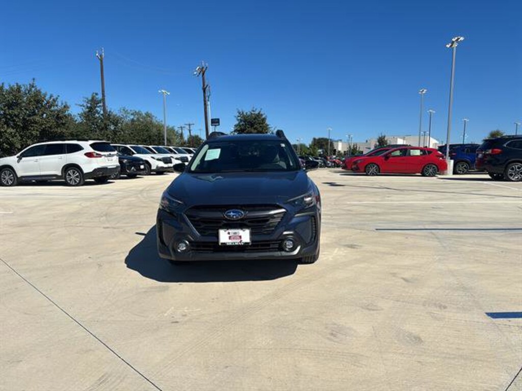 Used 2025 Subaru Outback Premium SUV