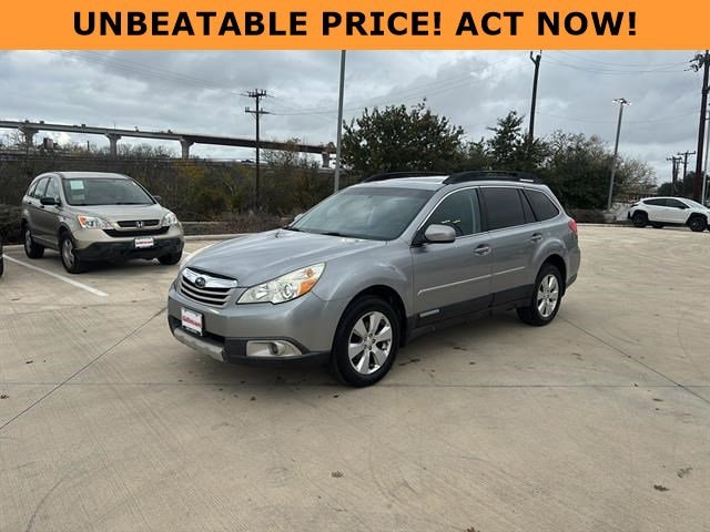 2011 Subaru Outback I Limited's photo