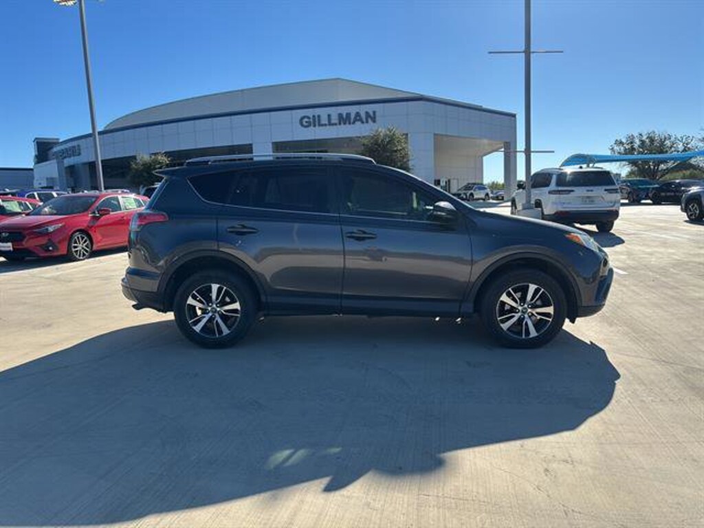 Used 2016 Toyota RAV4 XLE SUV