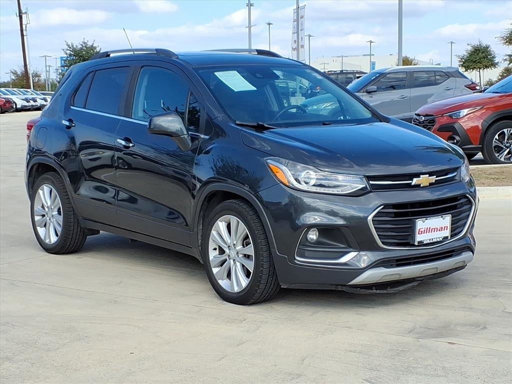 2019 Chevrolet Trax Premier photo 2