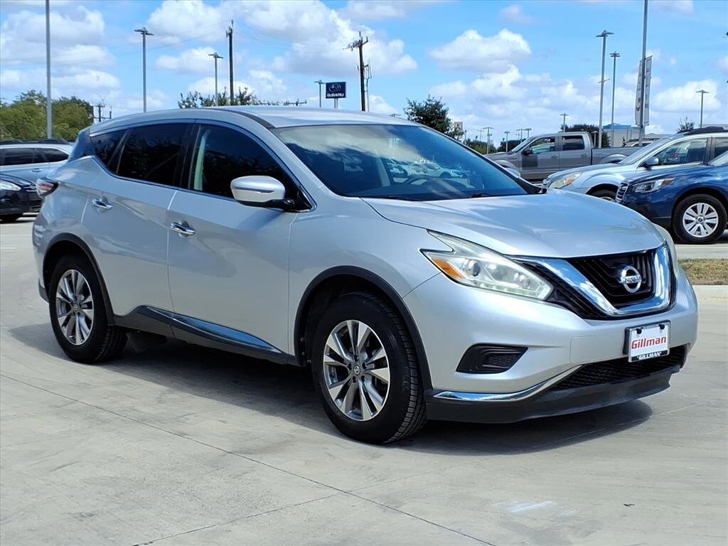 2016 Nissan Murano SV photo 2