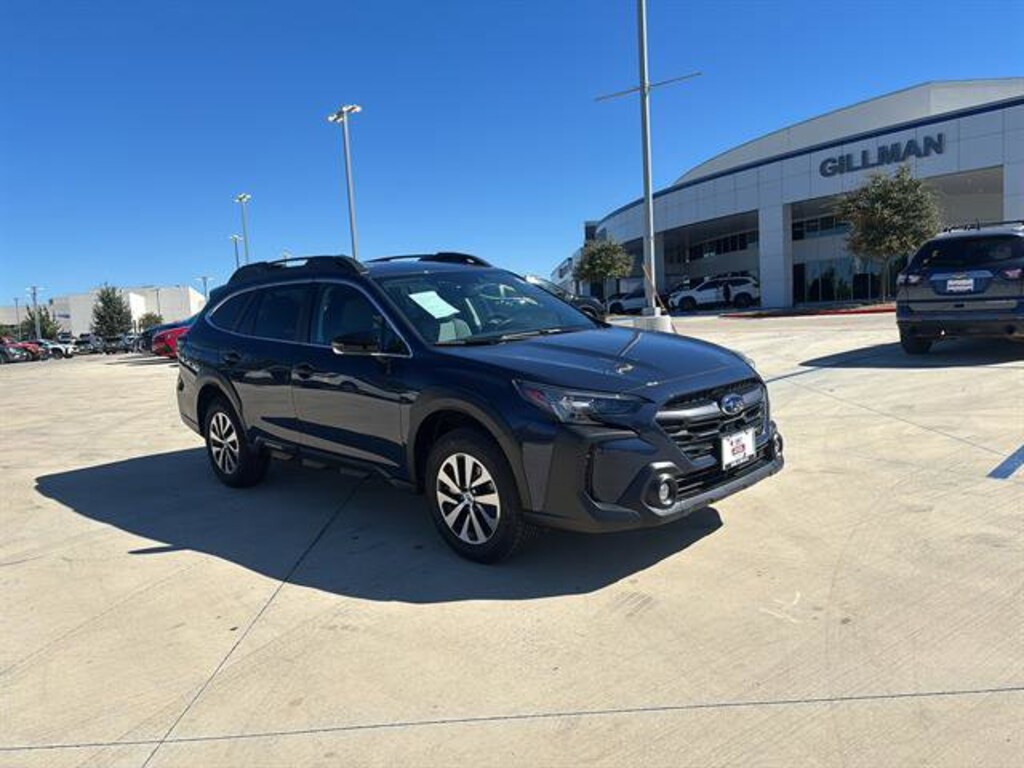 Used 2025 Subaru Outback Premium SUV