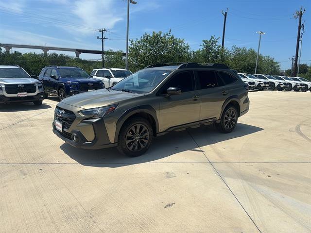 2023 Subaru Outback Onyx Edition's photo