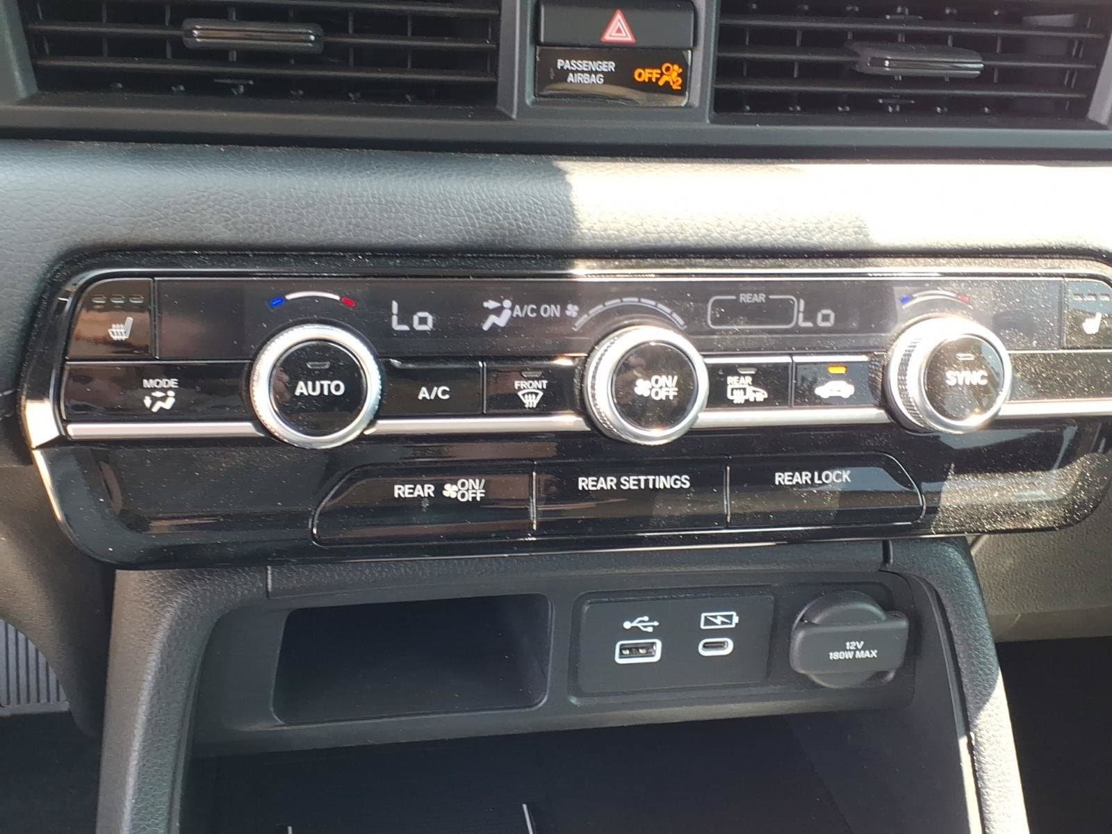 2025 Honda Pilot Touring - Photo 23