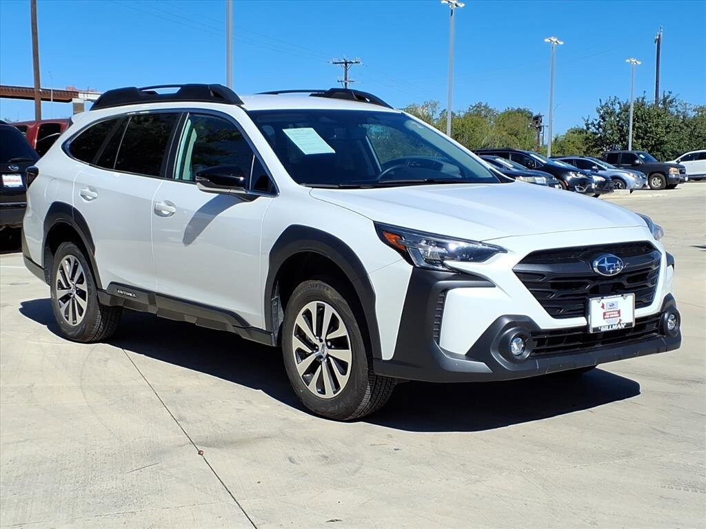 Used 2025 Subaru Outback Premium SUV