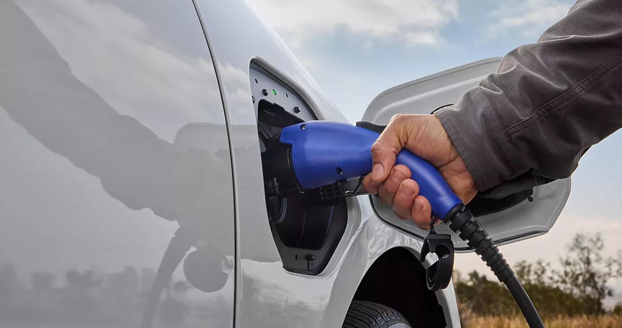 2026 Subaru Solterra Charging