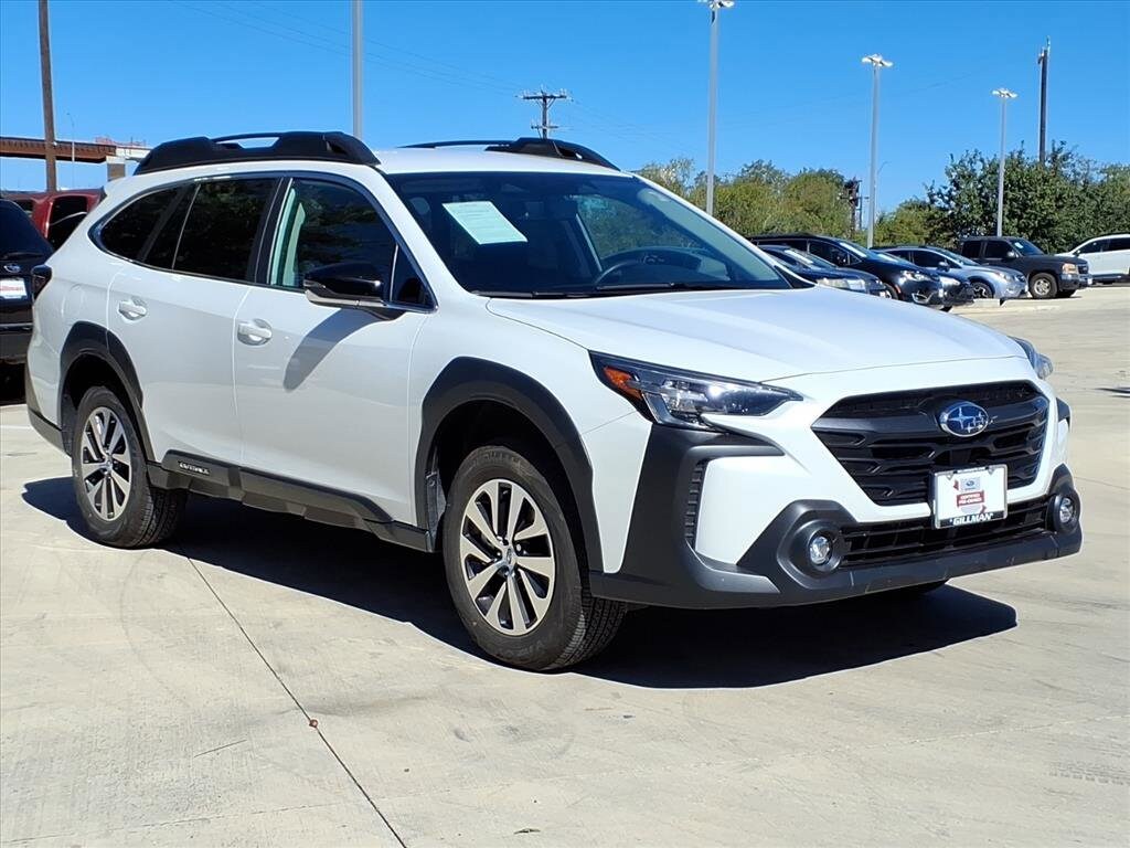 Used 2025 Subaru Outback Premium SUV