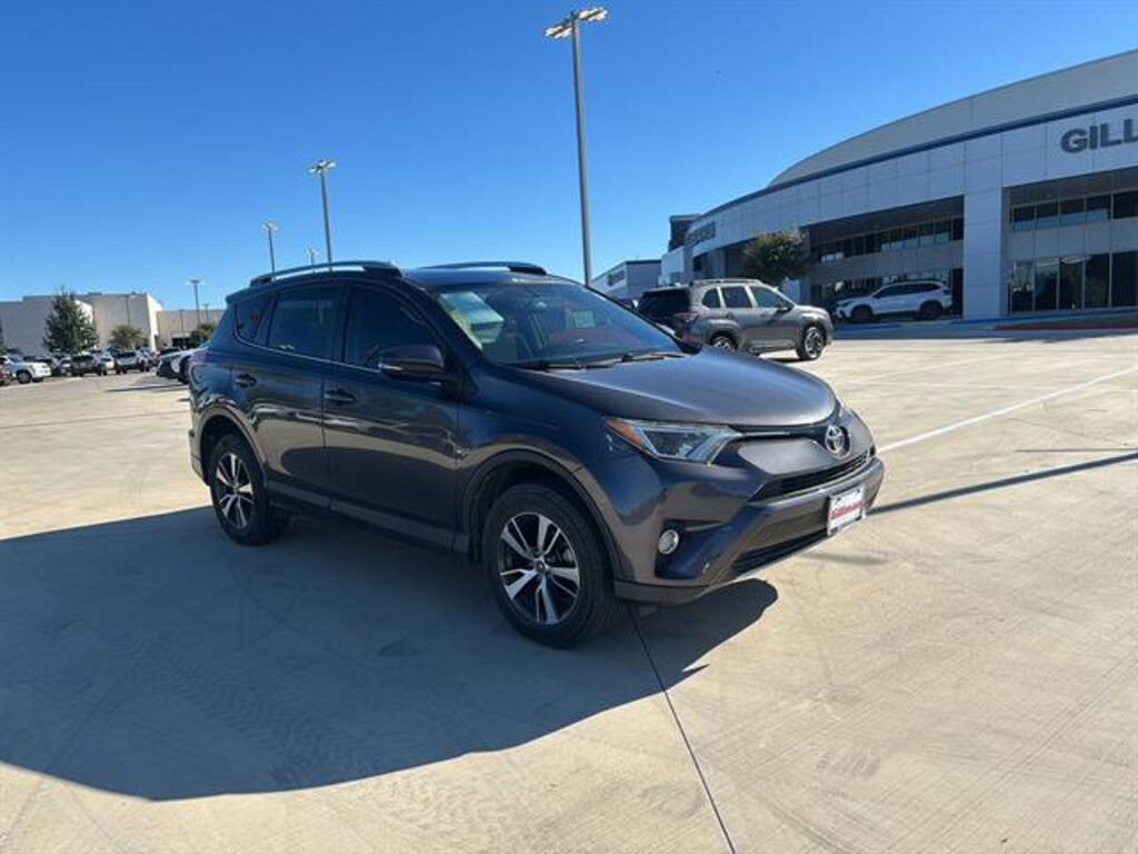 Used 2016 Toyota RAV4 XLE SUV