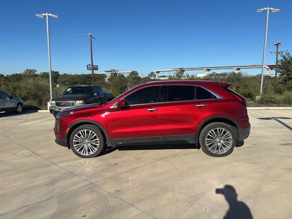 Used 2024 Cadillac XT4 FWD Premium Luxury SUV