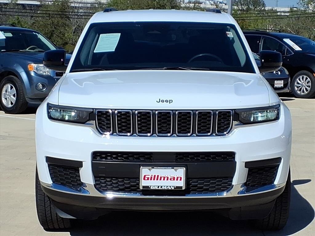 2023 Jeep Grand Cherokee Laredo photo 2