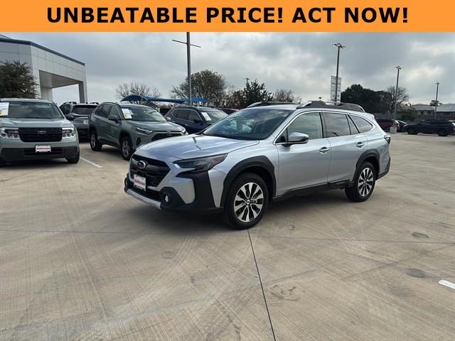 2025 Subaru Outback Touring's photo