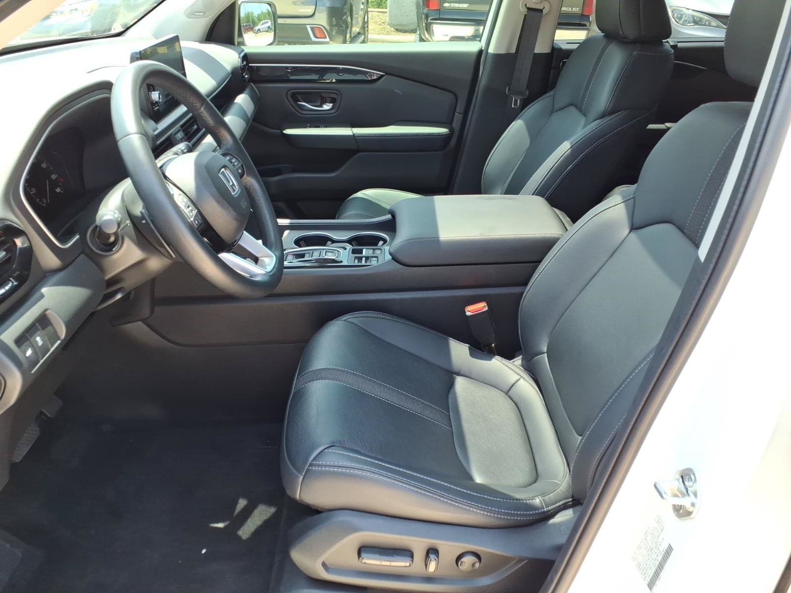 2025 Honda Pilot Touring - Photo 18