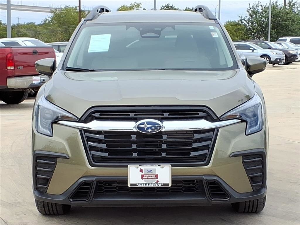 2025 Subaru Ascent Premium photo 2